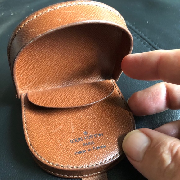 Louis Vuitton monogram coin purse - Picture 5 of 5